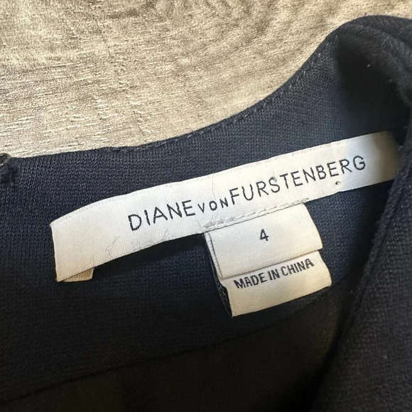 Diane Von Furstenberg DVF Navy Blue Agatha Knit Suiting Dress Size 4 - Picture 2 of 7